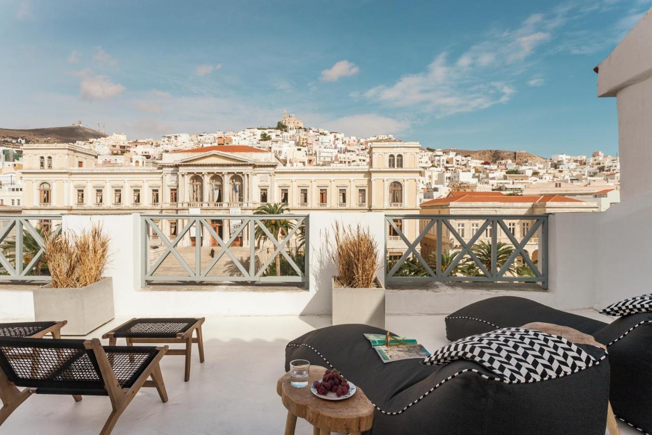 Syros Soul Luxury Suites Ermoupoli Ngoại thất bức ảnh