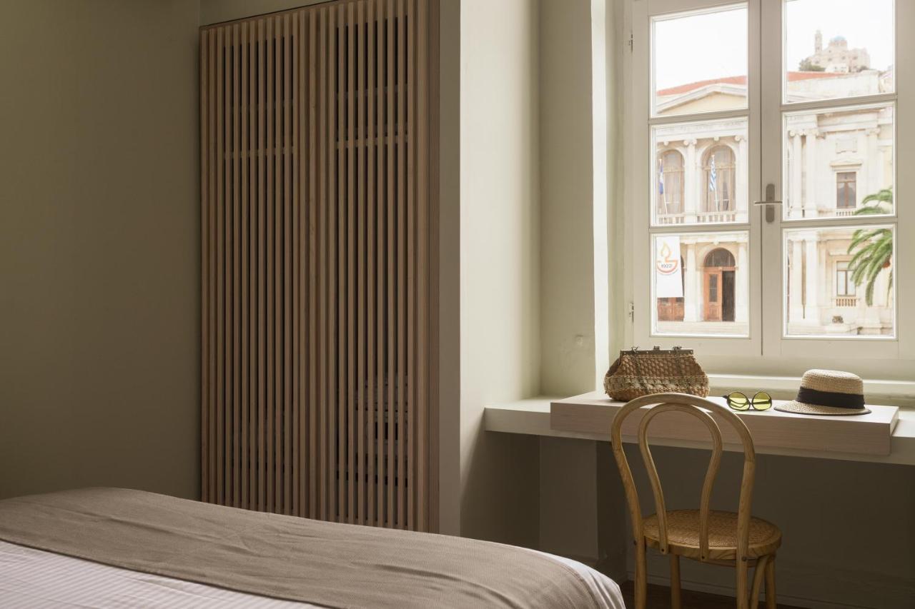 Syros Soul Luxury Suites Ermoupoli Ngoại thất bức ảnh